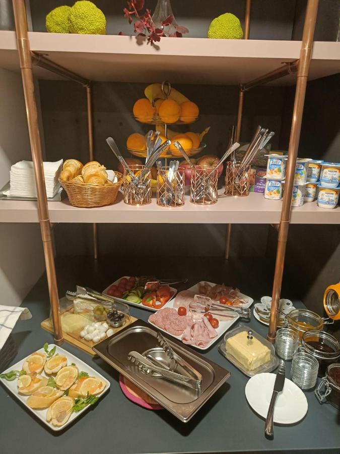 Vila Sarisa Deva Dış mekan fotoğraf