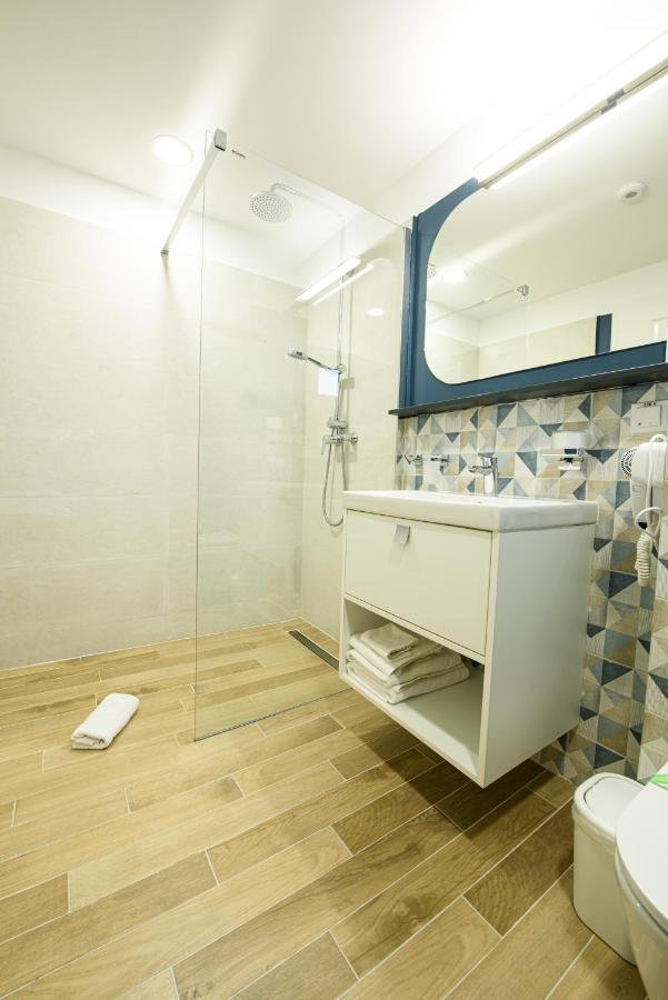 Vila Sarisa Deva Dış mekan fotoğraf