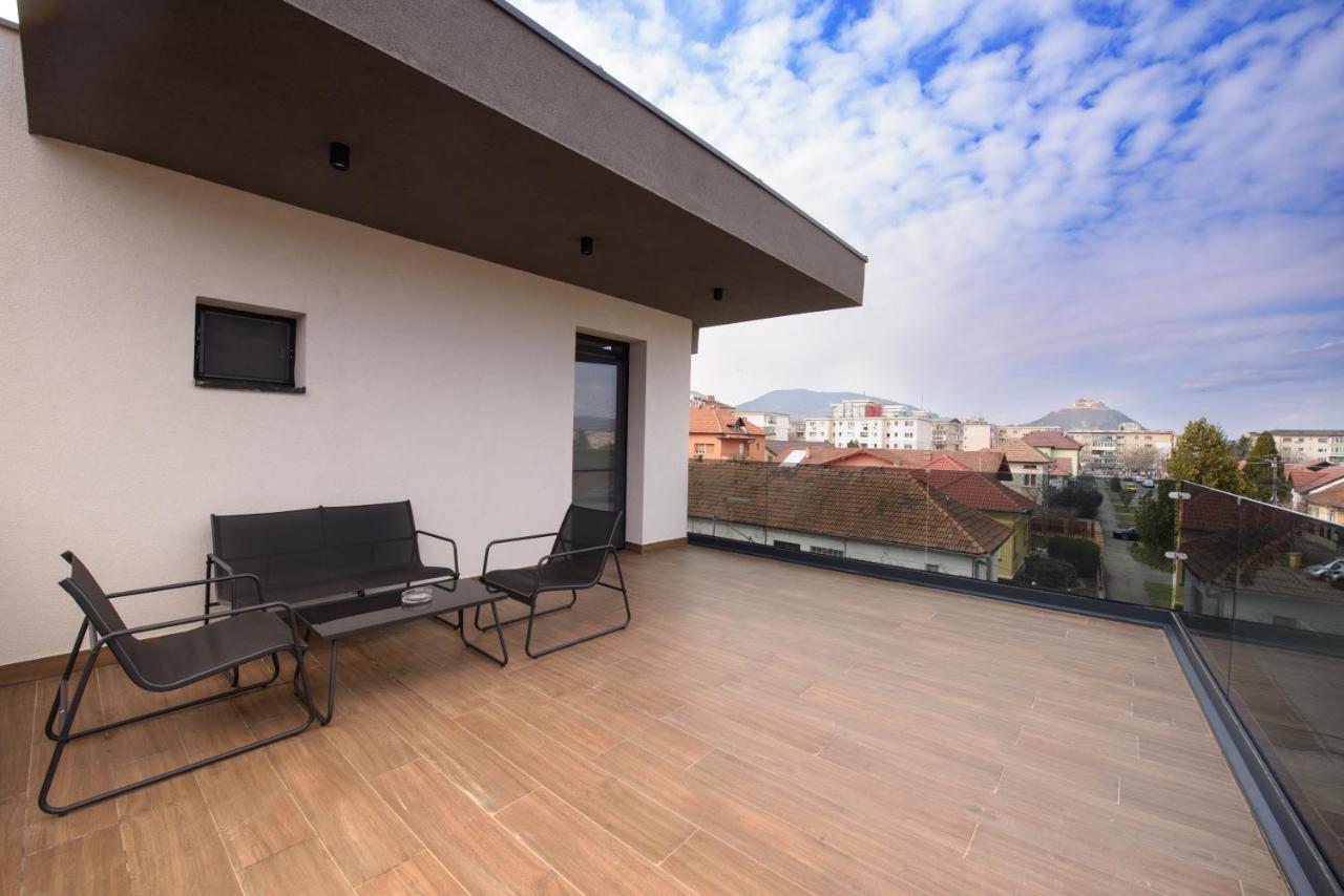 Vila Sarisa Deva Dış mekan fotoğraf